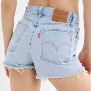 Levi’s Premium Denim Wedgie Shorts Size 25